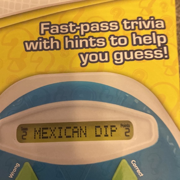 Trivial Pursuit Hints - Fast pass electronic trivia game NEW - Picture 6 of 6